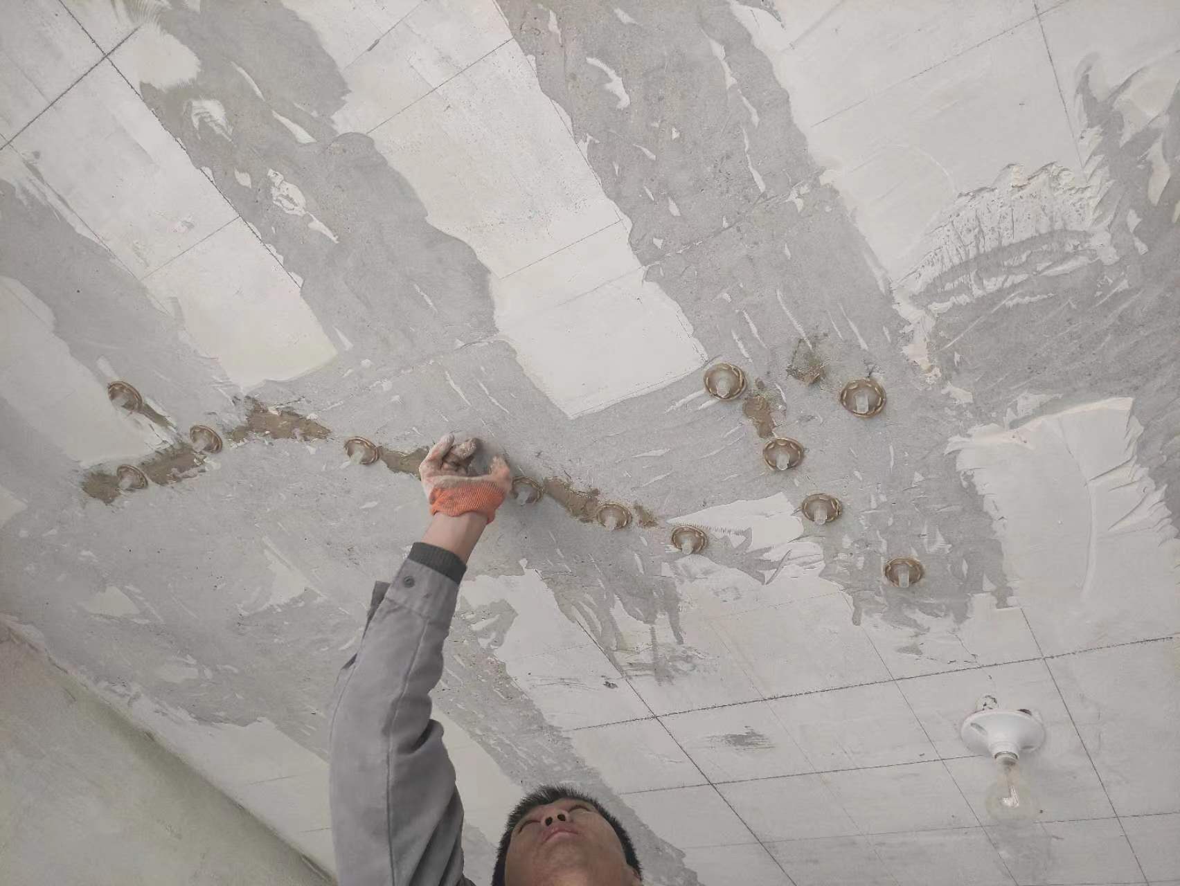 开化混凝土楼板裂缝为什么会开裂?怎么修补?
